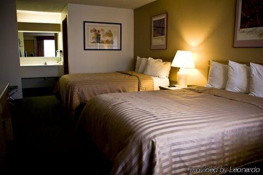 Pepper Tree Inn Beaverton Habitación foto