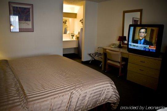Pepper Tree Inn Beaverton Habitación foto